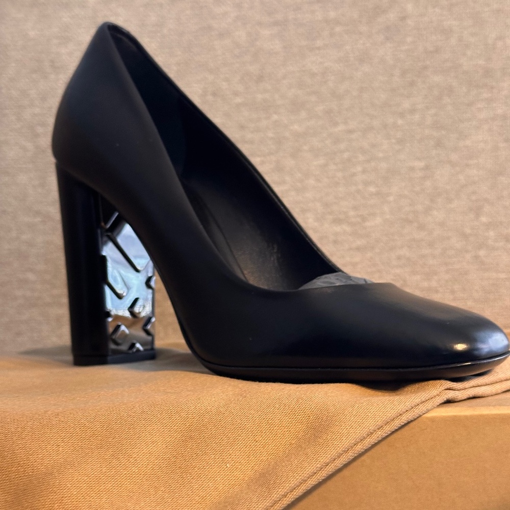 New Burberry black heels